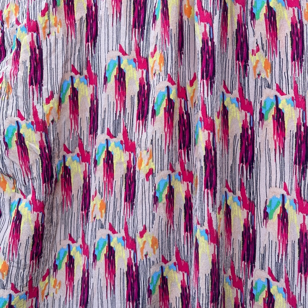 bimba & lola | Abstract Print Lightweight Silky Short Sleeve Detail Blouse - Picture 9 of 14